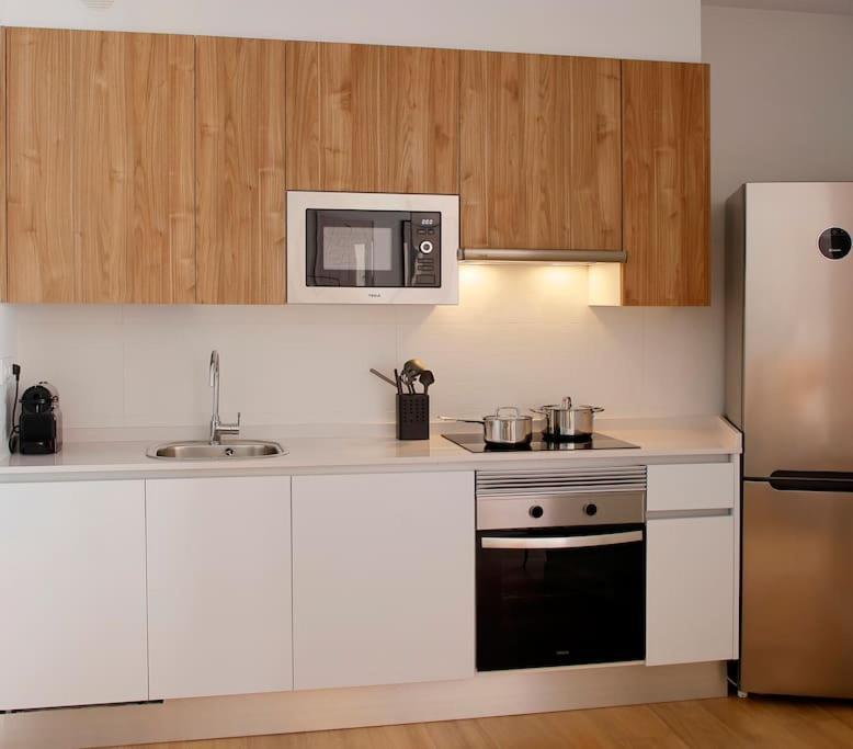 Apartamentos Aptio Oviedo Eksteriør billede