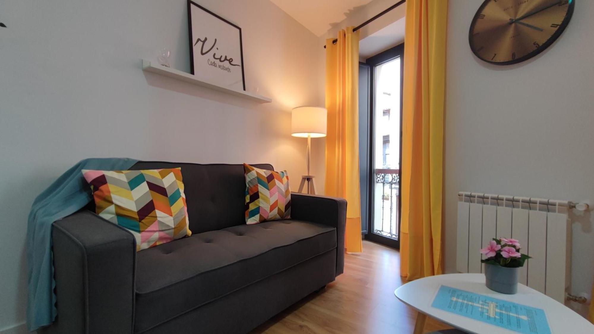 Apartamentos Aptio Oviedo Eksteriør billede