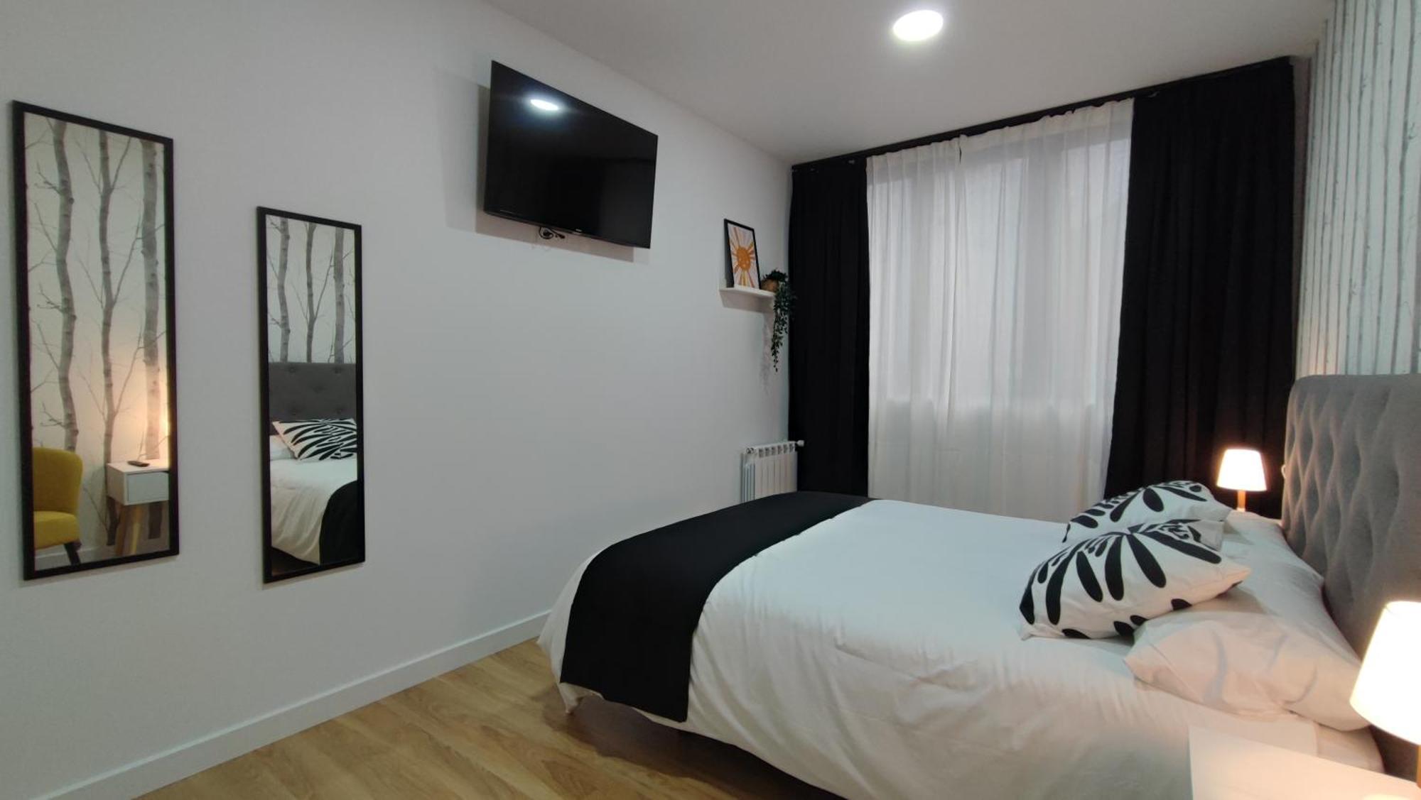 Apartamentos Aptio Oviedo Eksteriør billede