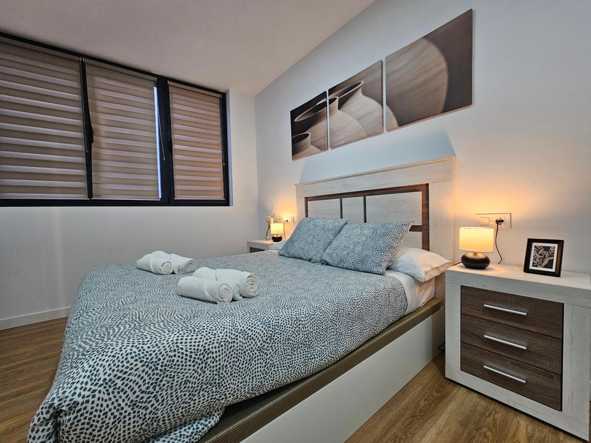 Apartamentos Aptio Oviedo Eksteriør billede