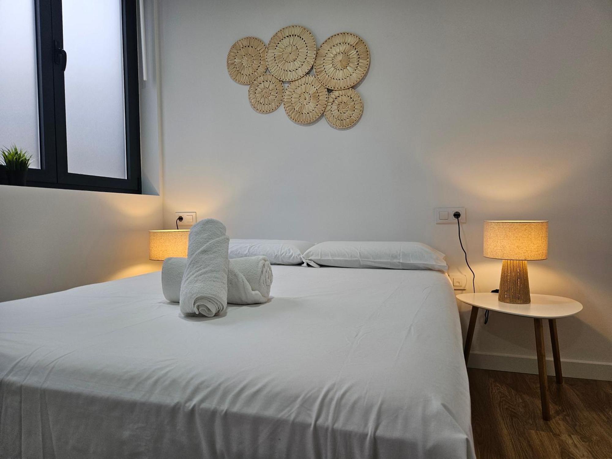Apartamentos Aptio Oviedo Eksteriør billede